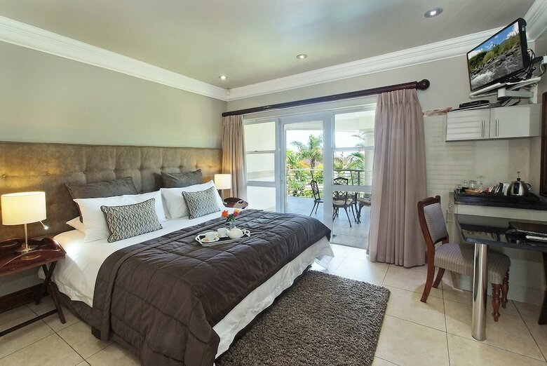 Hotel Ushaka Manor Guest House