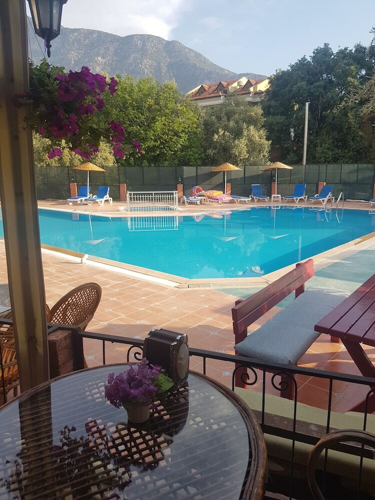 Tunacan Hotel