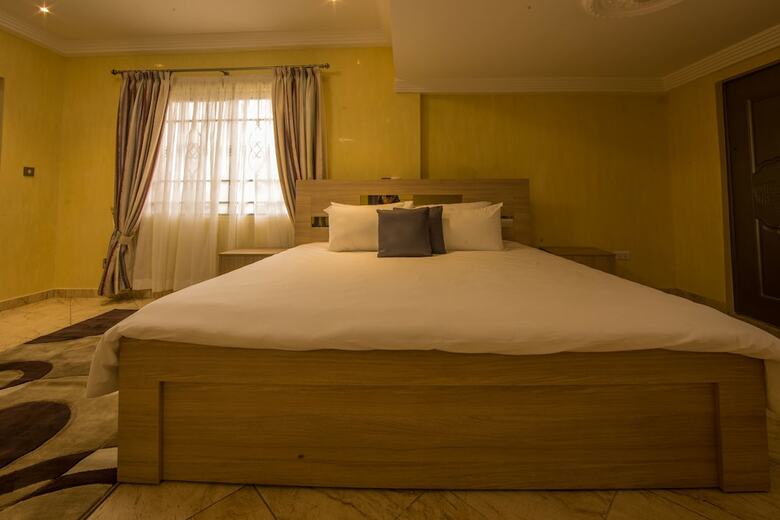 Hotel Bays Luxury Lodge