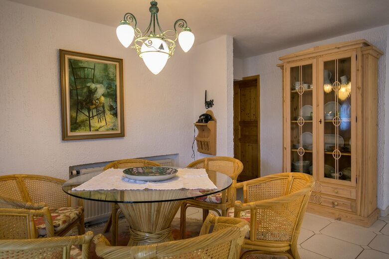 Villa Euphoria