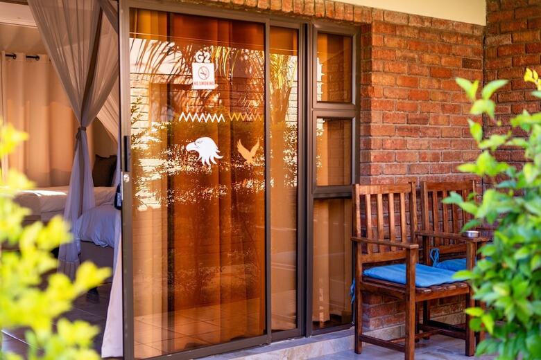 Hotel Dzimbahwe Guest Lodge