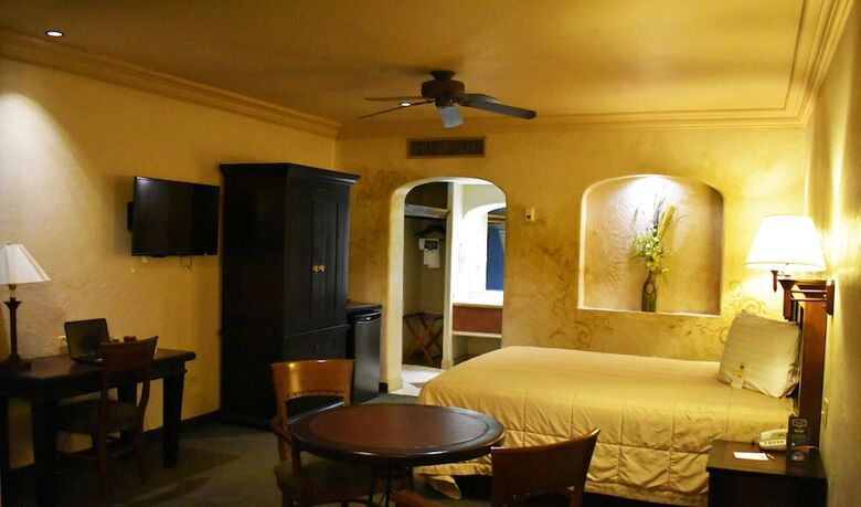 Hotel Siesta Real