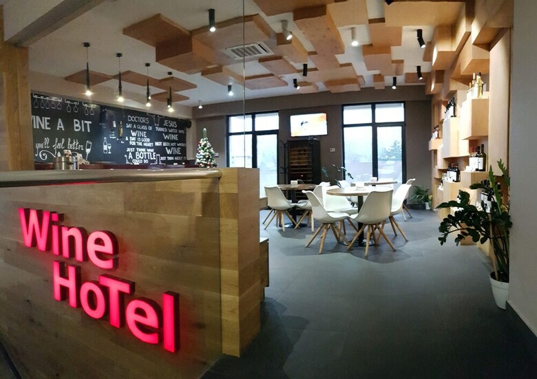 Wine Hotel