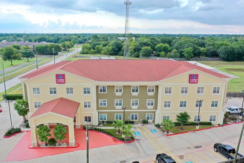 Hotel Comfort Suites