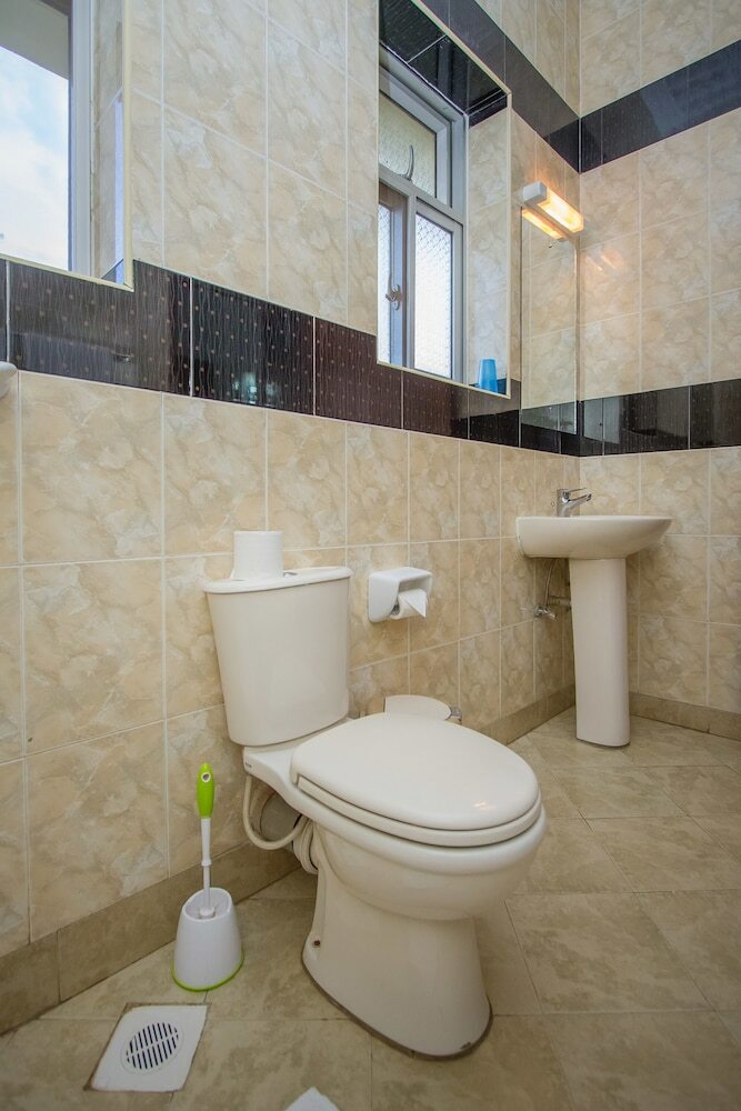 Jevine Hotel