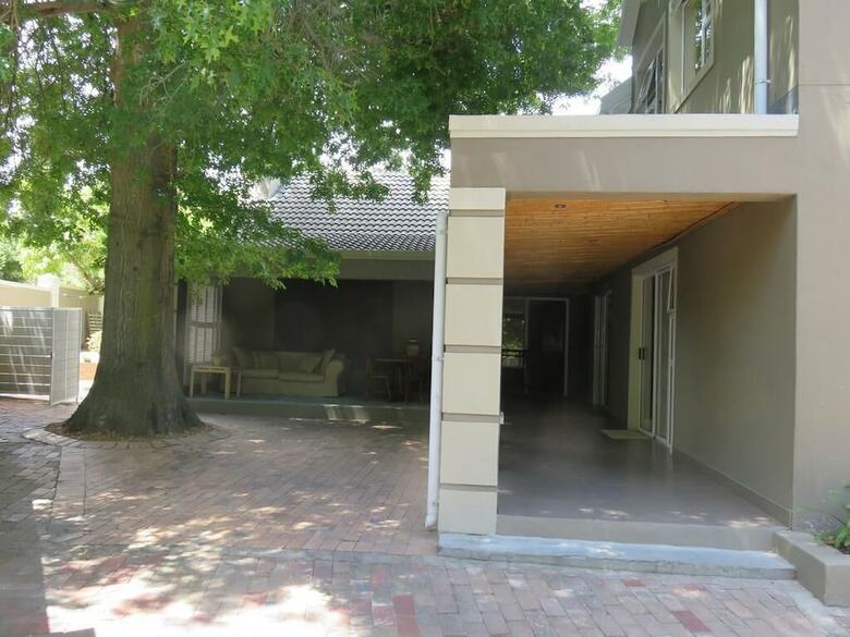 Hotel Milas Place