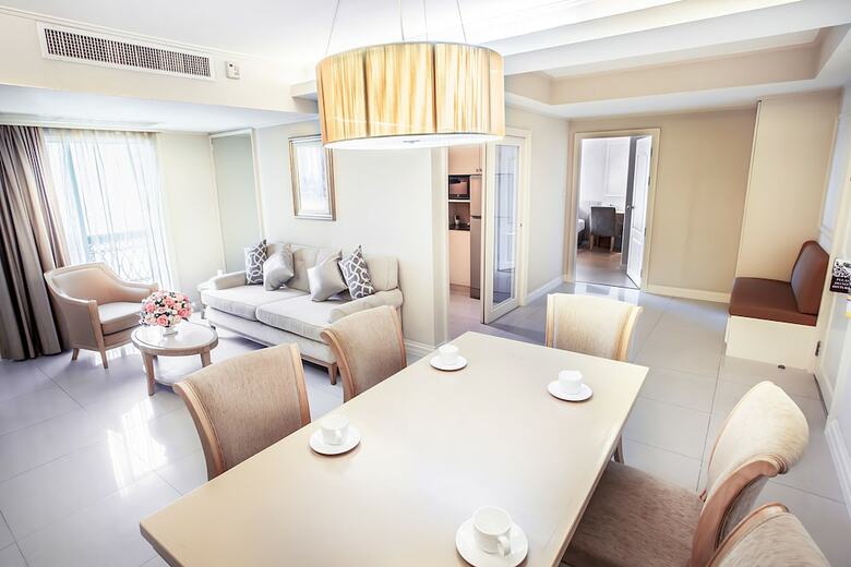 Hope Land Hotel Sukhumvit 24