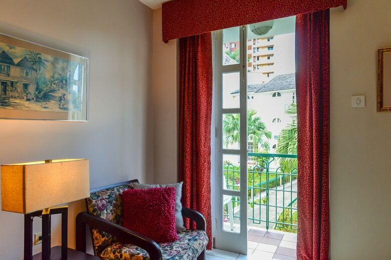 Aparthotel Sandcastles Deluxe Beach Resort