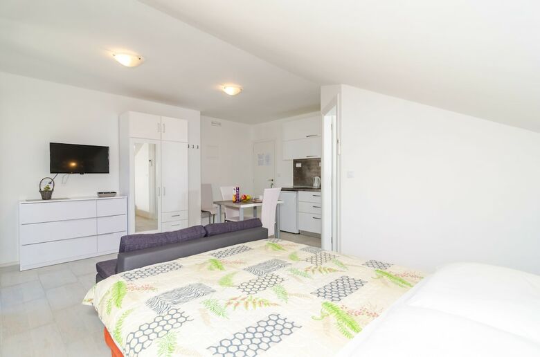 Hotel Cina Apartments