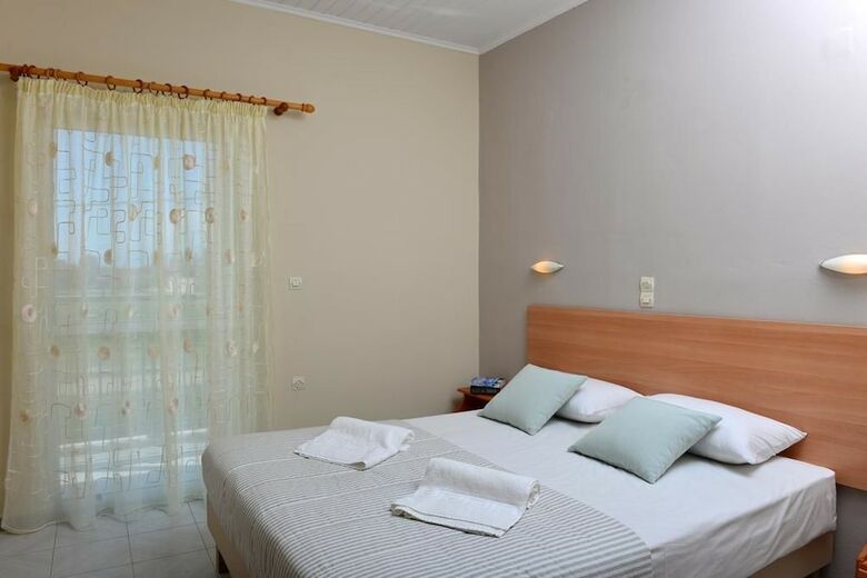 Apartamentos Dennis Studios