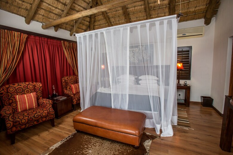 Posada Umzolozolo Private Safari Lodge