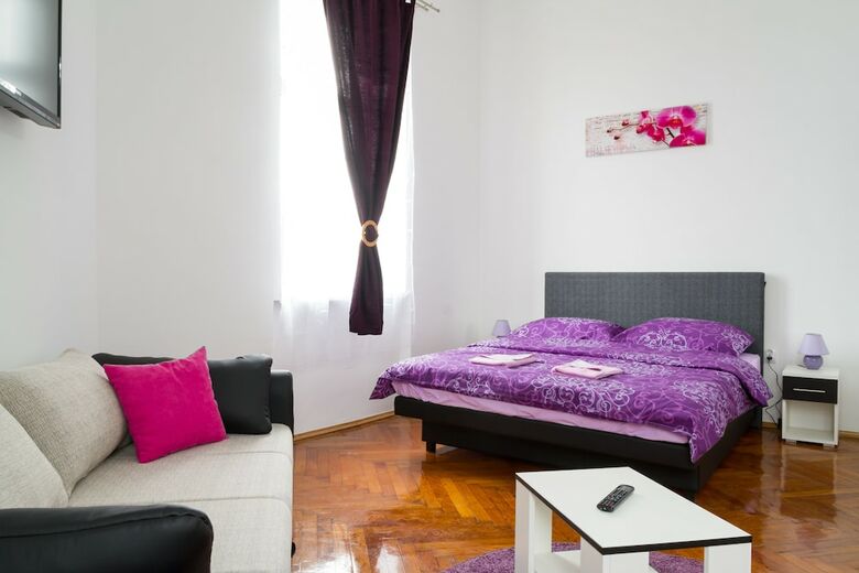 Hostal Palmers Lodge Hostel