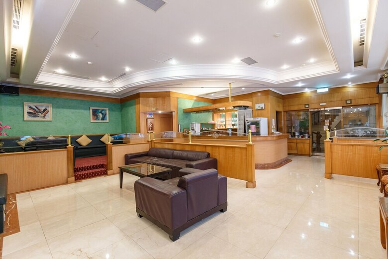 Champion Hotel