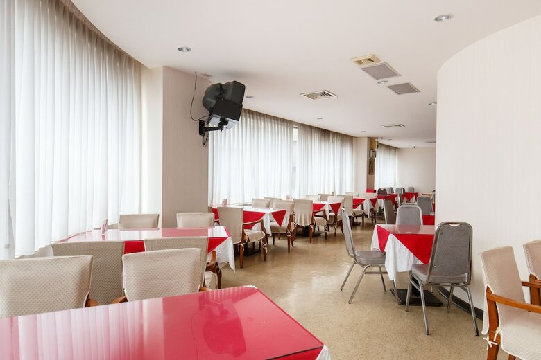 Champion Hotel