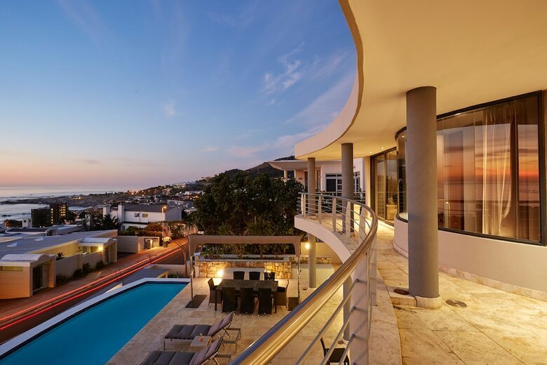 Wescamp Villa