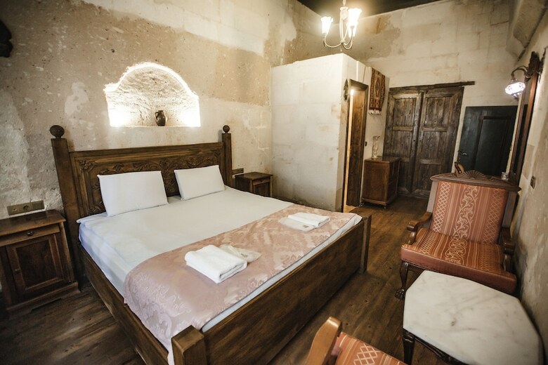 Kardesler Cave Hotel
