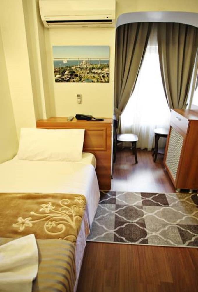 Taksim Palace Hotel