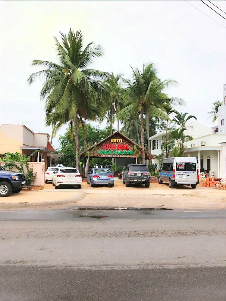 Bien Dua Backpacker Hotel