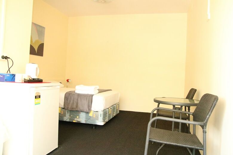 Hostal Crocodilly Inn - Hostel