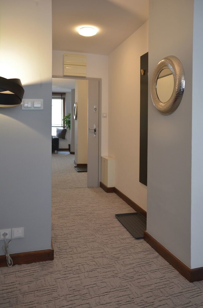 Szucha Apartments