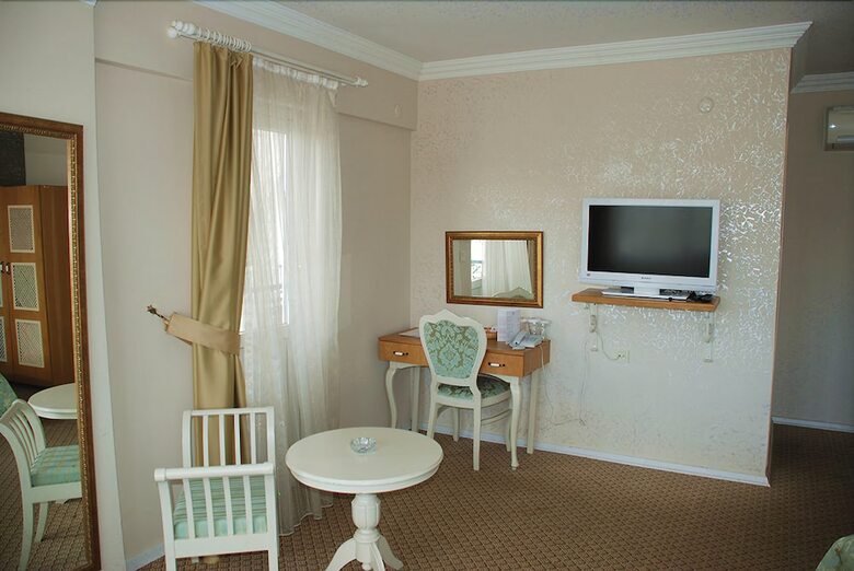 Hotel Sar?�ay Rhodius Otel