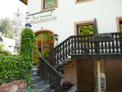 Hostal Hotel-restaurant Waldhaus