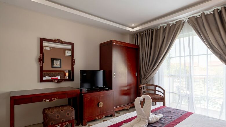 Hotel Marand Highway Resort