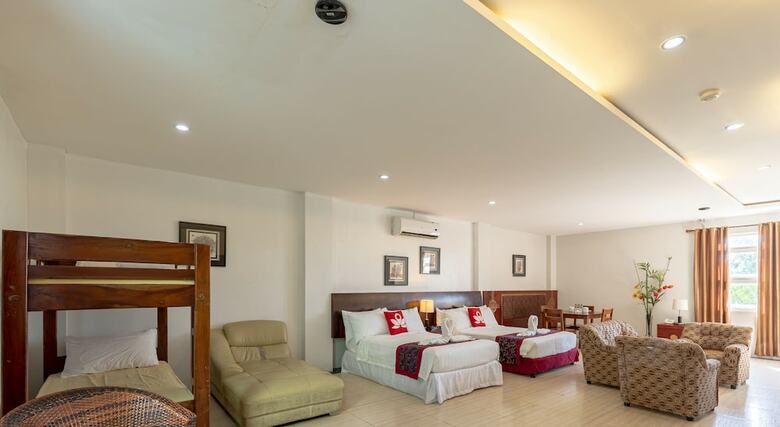 Hotel Marand Highway Resort