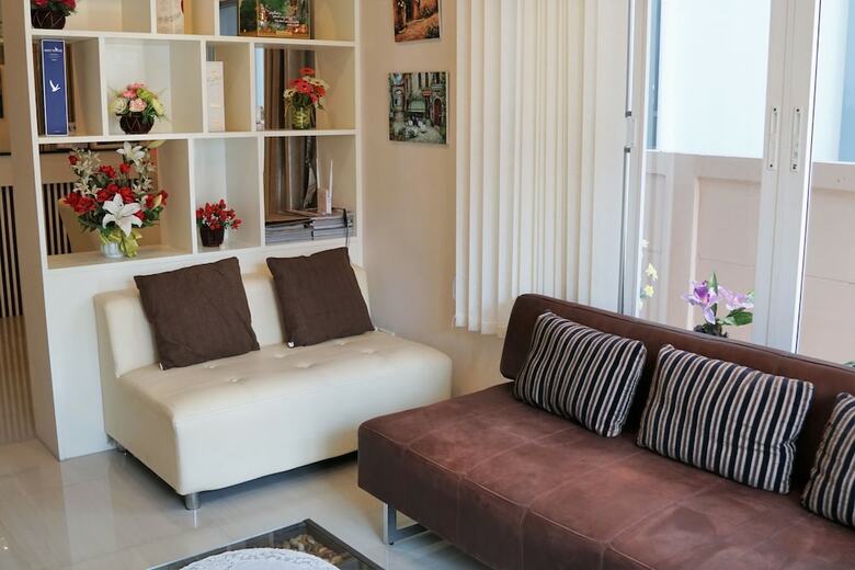 Villa Nantaram Road Guest House