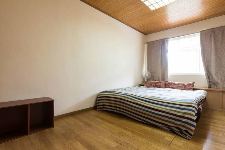 New Castle Apartment