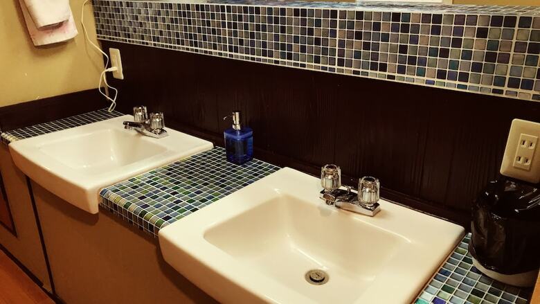 Hostal Sugiya Guest House - Hostel