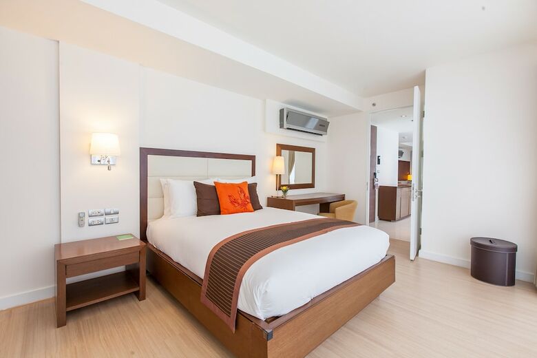 Hotel Oakwood Residence Sukhumvit 24, Bangkok