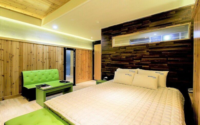 Busan Station Popcorn Hotel