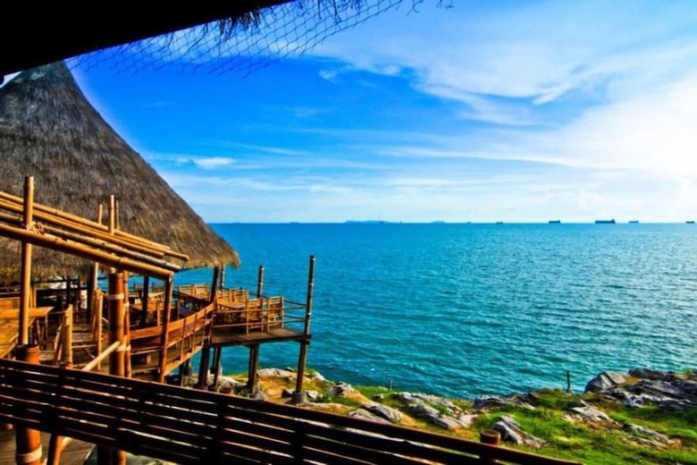 Hotel Paree Hut Resort Koh Sichang