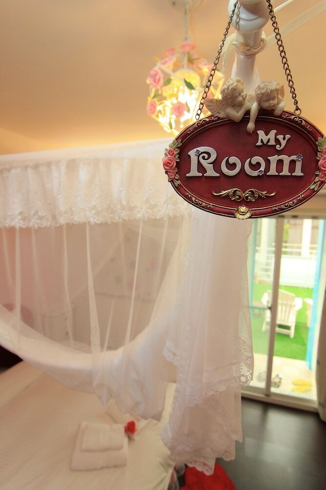 Sweet Rainbow B&B