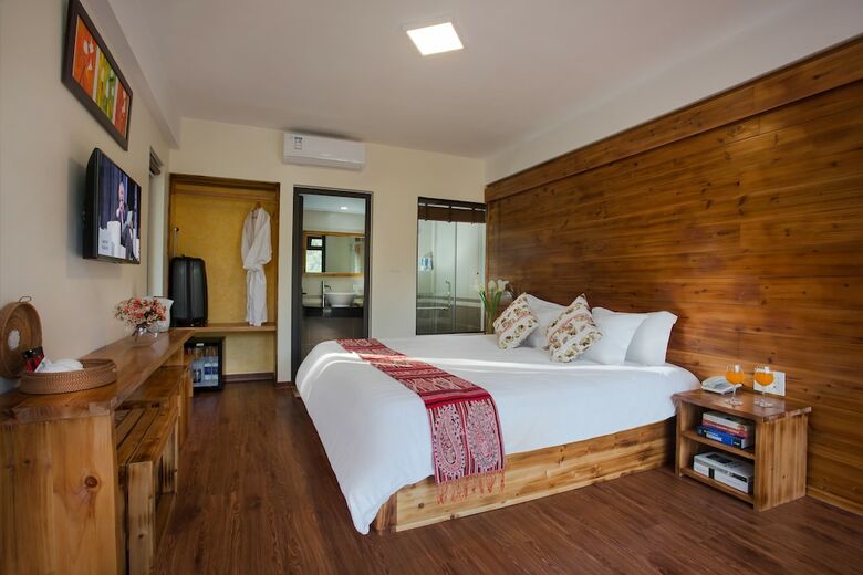 Sapa Village Hotel