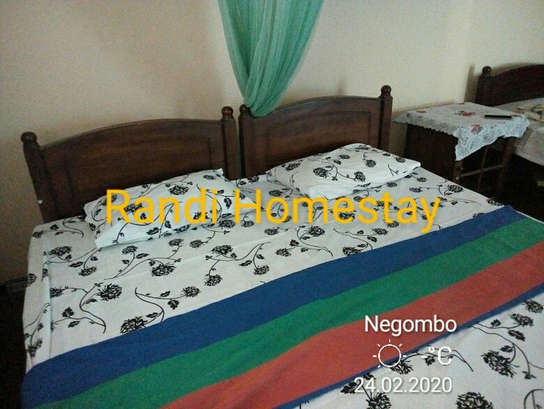 Bed & Breakfast Randi Homestay
