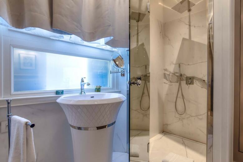 Bed & Breakfast Florence Luxury Suites