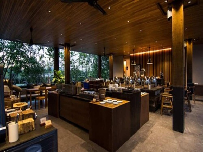Hotel Atta Lakeside Resort Suite