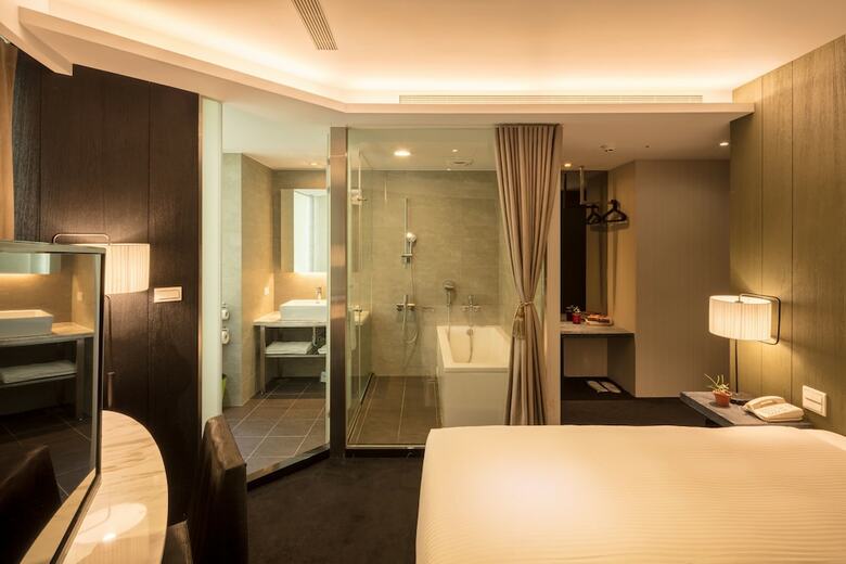 Finders Hotel