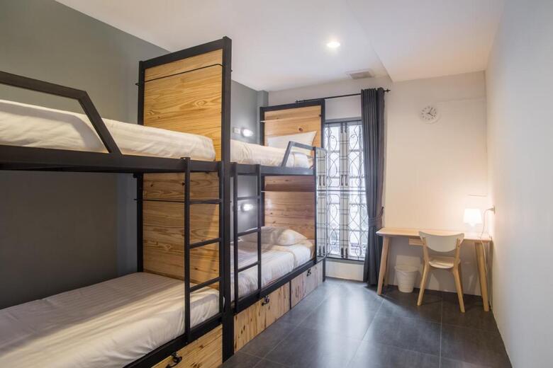 Hostal X9hostel