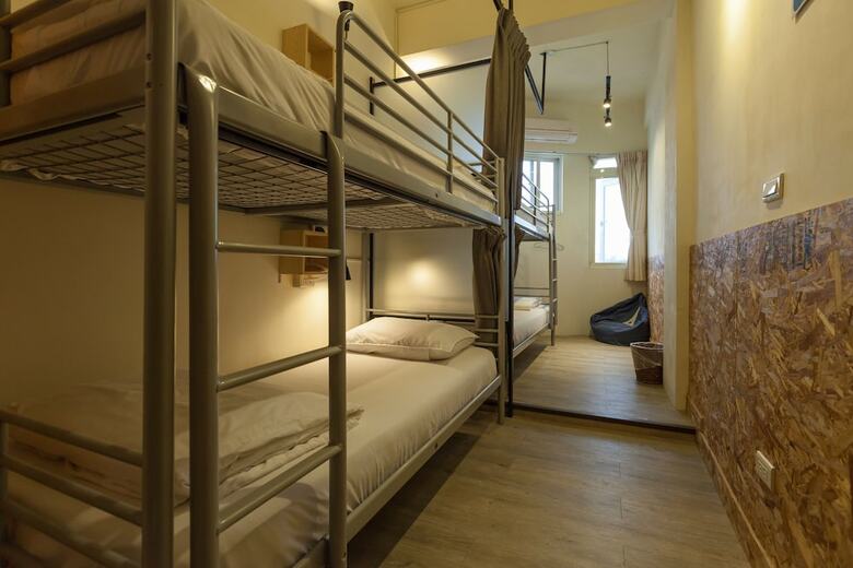 Hostal Sleeping Boot Hostel