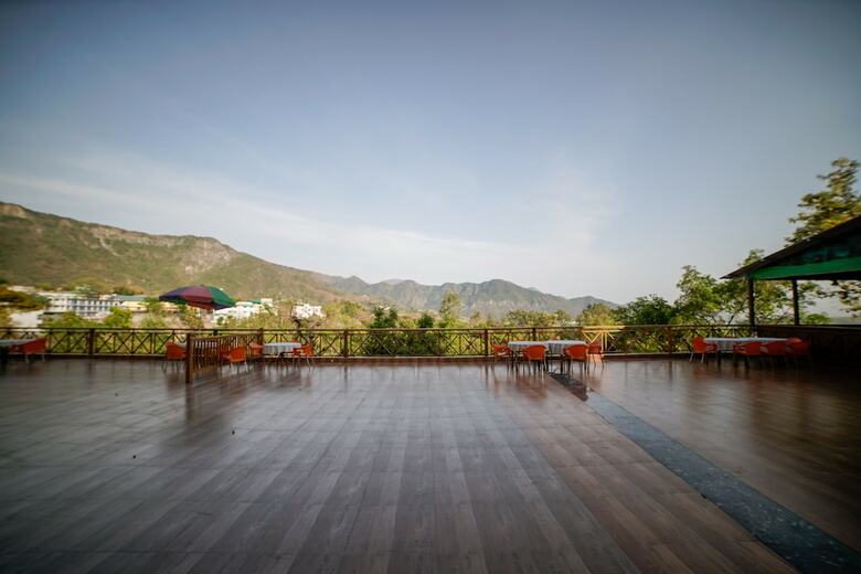 Hotel Rajpur Heights