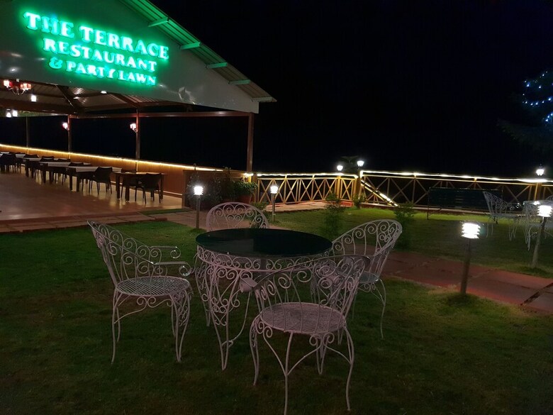 Hotel Rajpur Heights