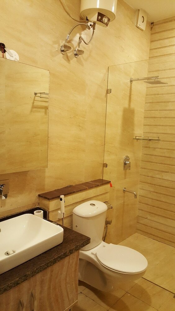 Hotel Rajpur Heights