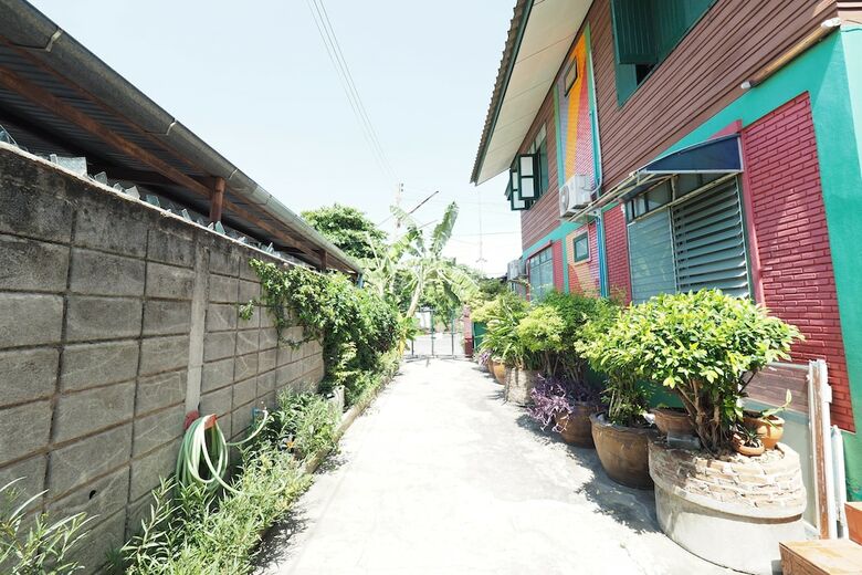 Hotel San Sook Place Guest House