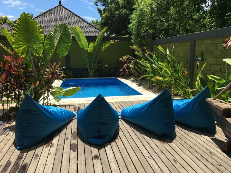 Hotel Castaway Resort