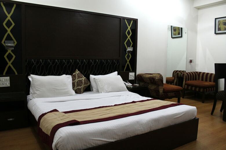Hotel Haris Mg Road Gurugram