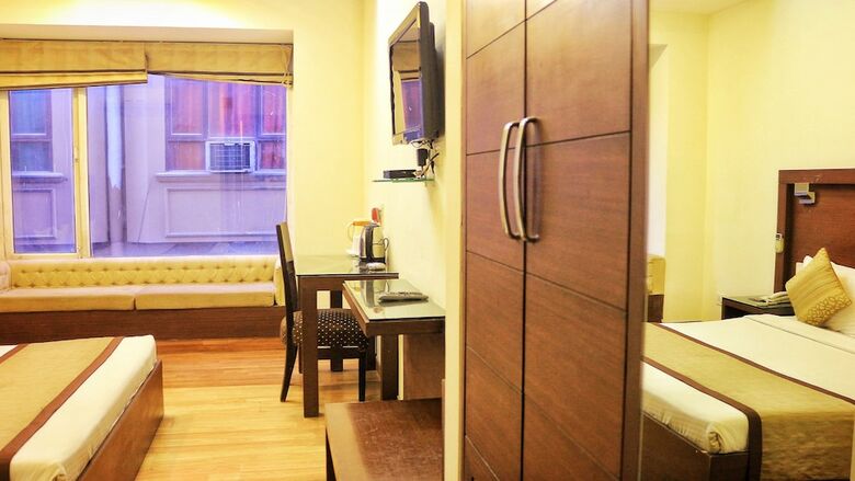 Hotel Haris Mg Road Gurugram
