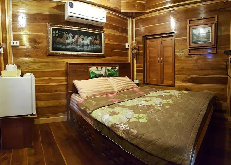 Hotel Klong Suan Plu Resort